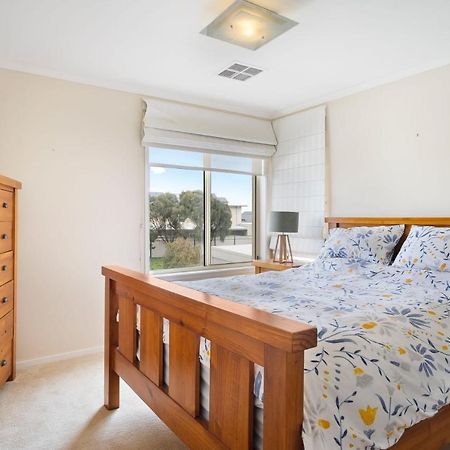 Villa 12 Providence Plce Hindmarsh Island - Byo Linen - Waterfront-Pets Negotiable Exterior foto